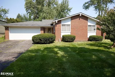 2641 Binghamton, Auburn Hills, MI 48326