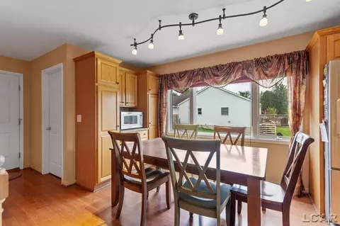 226 Joy, Adrian, MI 49221 photo 9