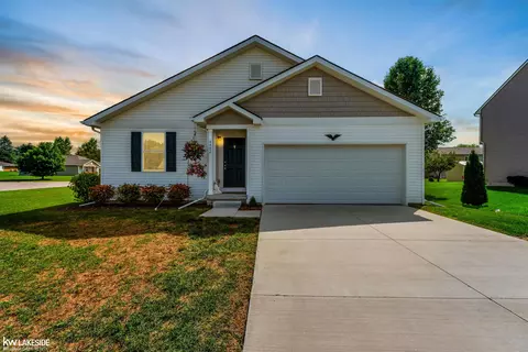 4482 Kristina, Grand Blanc, MI 48439