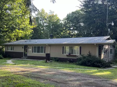 10505 S Graham, Saint Charles, MI 48655