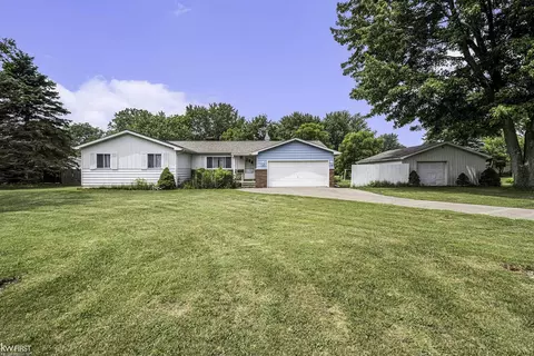 5017 Vassar, Flint, MI 48506
