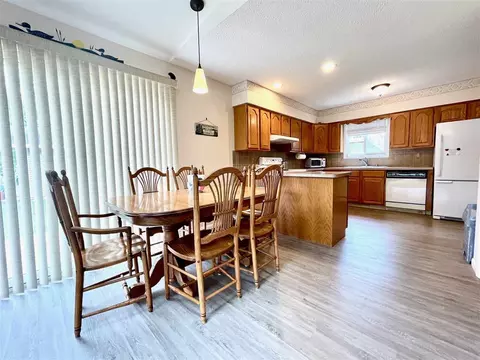 3922 Pinelands Pt, Gladwin, MI 48624 photo 20