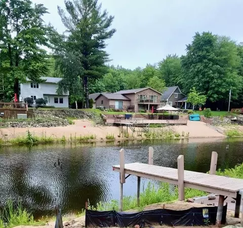3922 Pinelands Pt, Gladwin, MI 48624 photo 8