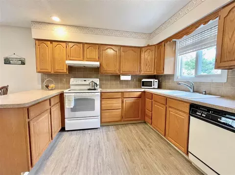 3922 Pinelands Pt, Gladwin, MI 48624 photo 16