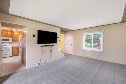 3406 Bennett, Flint, MI 48506 photo 4