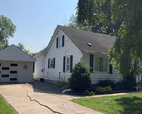 4167 Pineport, Bridgeport, MI 48722