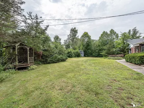 330 Albert, Carleton, MI 48117 photo 51