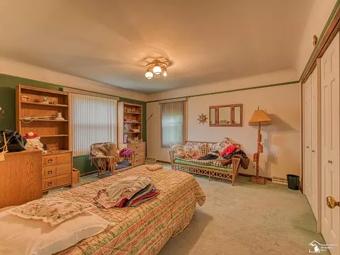 330 Albert, Carleton, MI 48117 photo 29