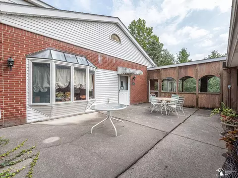330 Albert, Carleton, MI 48117 photo 5