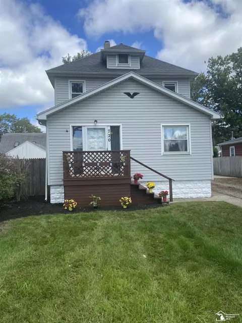 720 W 10th, Monroe, MI 48161