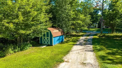 726 East Riv, L'anse, MI 49946 photo 58