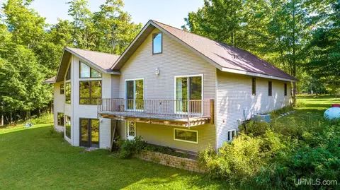 726 East Riv, L'anse, MI 49946 photo 55