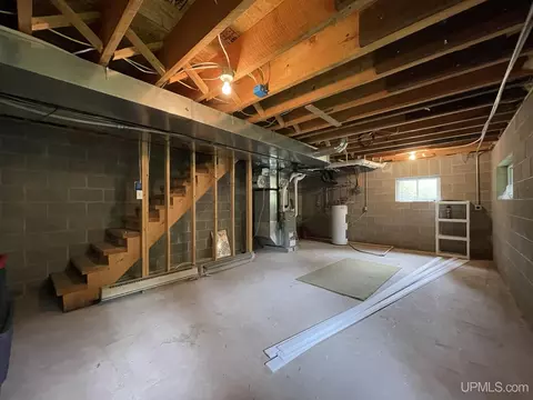 726 East Riv, L'anse, MI 49946 photo 42