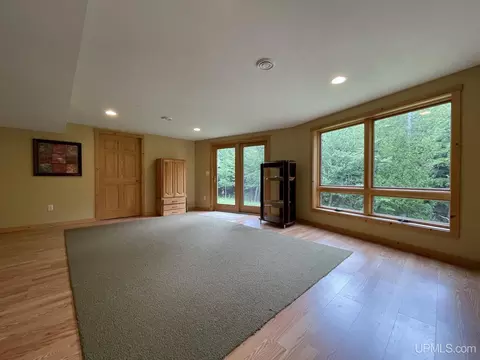 726 East Riv, L'anse, MI 49946 photo 32