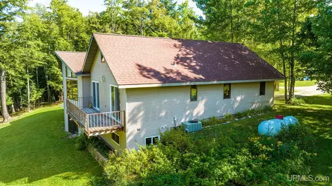 726 East Riv, L'anse, MI 49946 photo 54