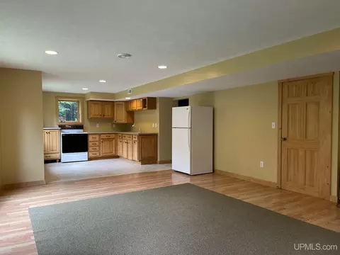 726 East Riv, L'anse, MI 49946 photo 34