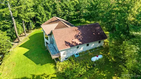 726 East Riv, L'anse, MI 49946 photo 57