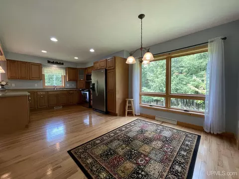 726 East Riv, L'anse, MI 49946 photo 6