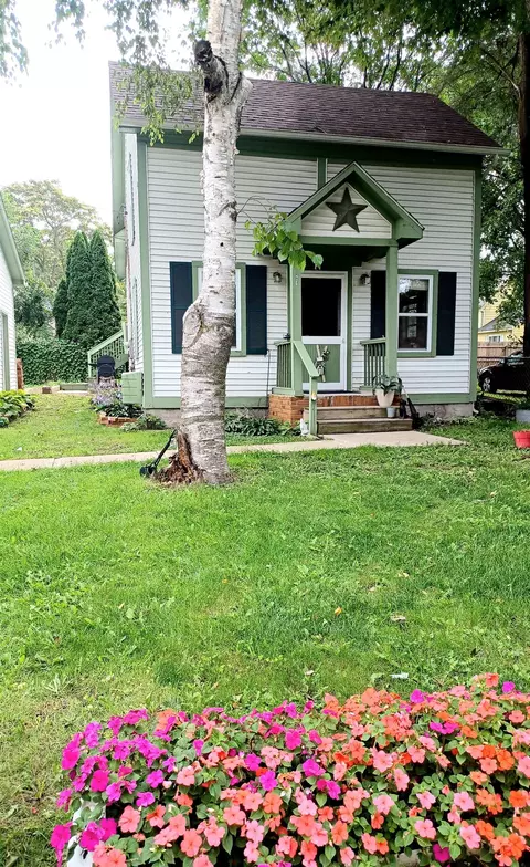 426 Hamblin, Owosso, MI 48867