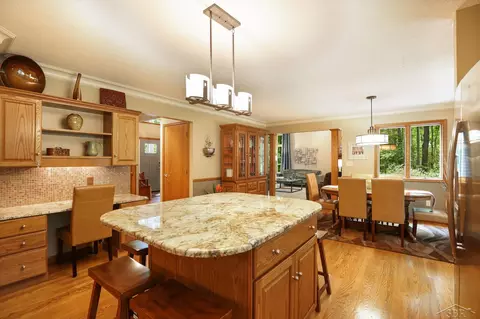 718 Maple Crst, Frankenmuth, MI 48734 photo 25