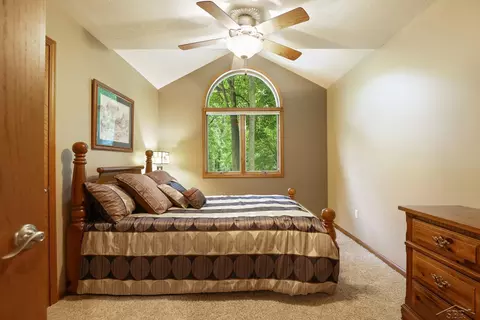 718 Maple Crst, Frankenmuth, MI 48734 photo 40