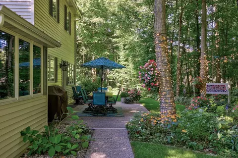 718 Maple Crst, Frankenmuth, MI 48734 photo 57