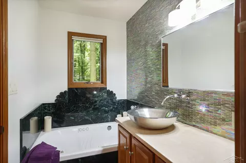 718 Maple Crst, Frankenmuth, MI 48734 photo 34