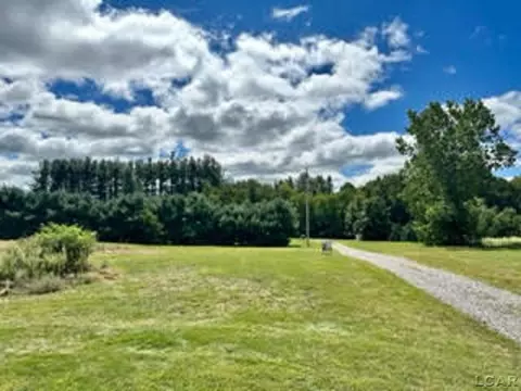 2545 Sharp, Adrian, MI 49221 photo 10