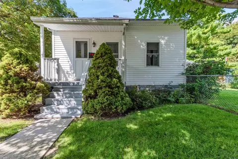 520 Vine, Saint Clair, MI 48079