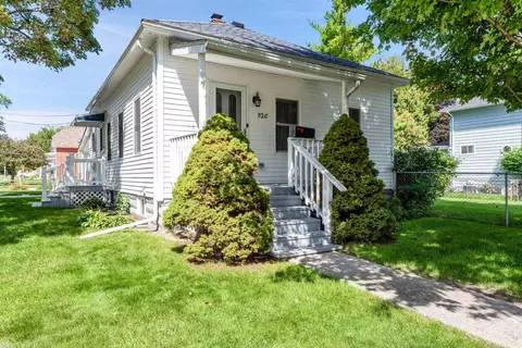 520 Vine, Saint Clair, MI 48079 photo 3