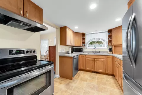 520 Vine, Saint Clair, MI 48079 photo 11