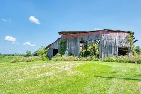 2600 Escott, Owosso, MI 48867 photo 22
