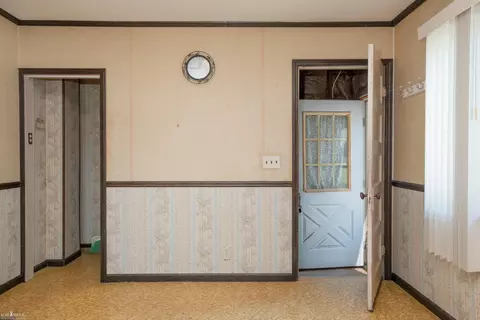 2600 Escott, Owosso, MI 48867 photo 7