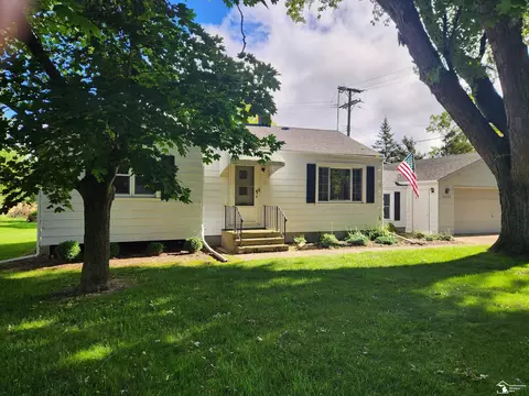 3242 Bluebush, Monroe, MI 48162