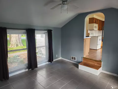3242 Bluebush, Monroe, MI 48162 photo 5