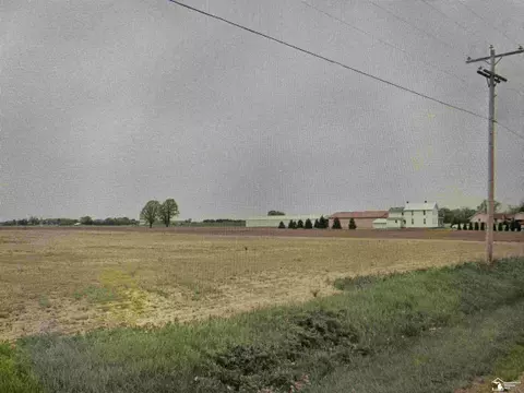 Crabb, Temperance, MI 48182 photo 2
