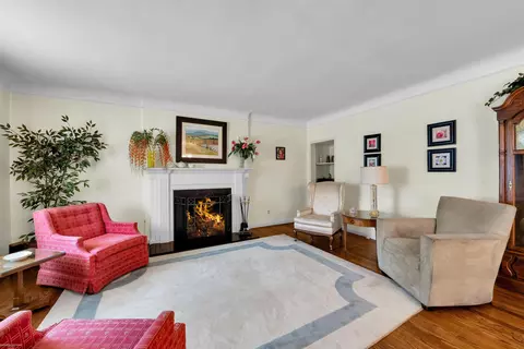 1500 Cook, Grosse Pointe Woods, MI 48236 photo 7