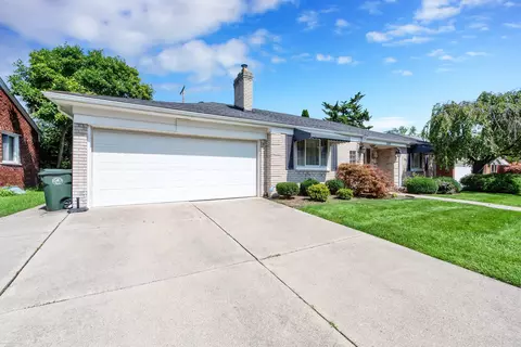 1500 Cook, Grosse Pointe Woods, MI 48236 photo 3