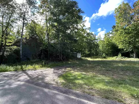1923 Norwood, Marquette, MI 49855