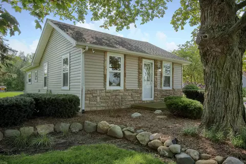 58410 Romeo Plank Rd, Ray, MI 48096