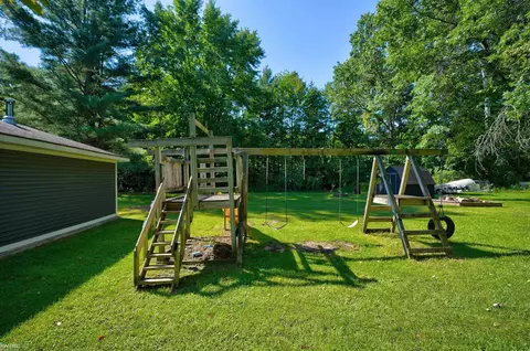 2460 Busch, Birch Run, MI 48415 photo 6