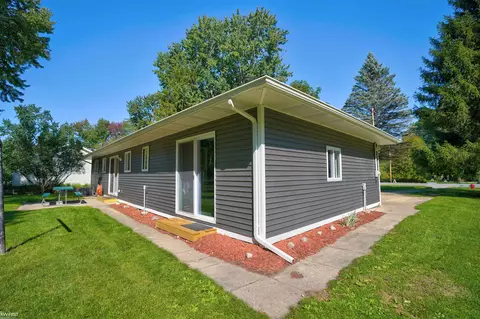 2460 Busch, Birch Run, MI 48415 photo 40