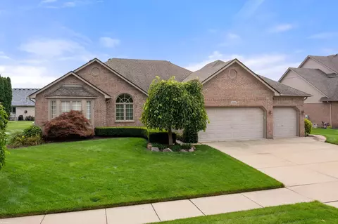 20564 Edinberg, Macomb, MI 48044 photo 2