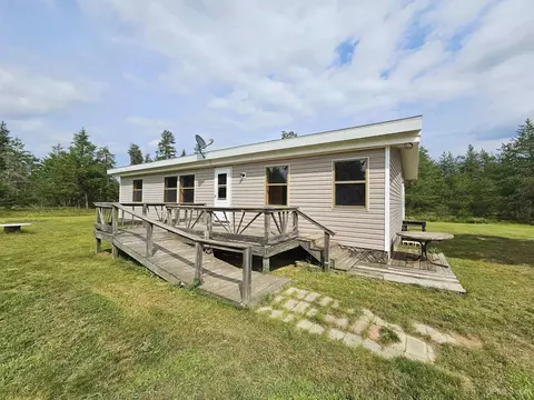 108 S M553, Gwinn, MI 49841