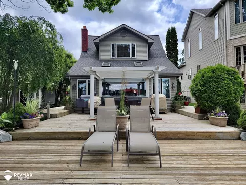 13366 Enid, Fenton, MI 48430