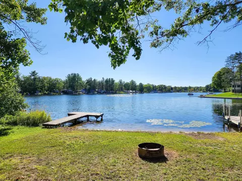 6844 Ridge, Harrison, MI 48625 photo 4