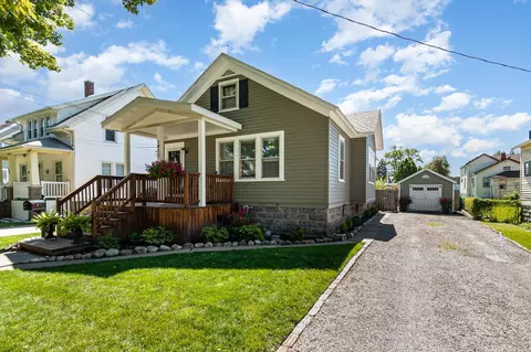 1412 11th St, Bay City, MI 48708