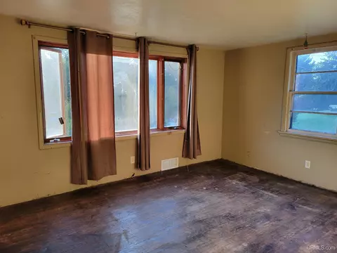 315 Stoneville, Ishpeming, MI 49849 photo 2