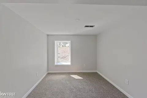 8129 N State Rd, Davison, MI 48423 photo 15