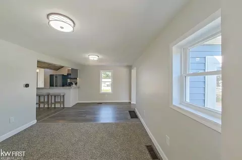 8129 N State Rd, Davison, MI 48423 photo 7